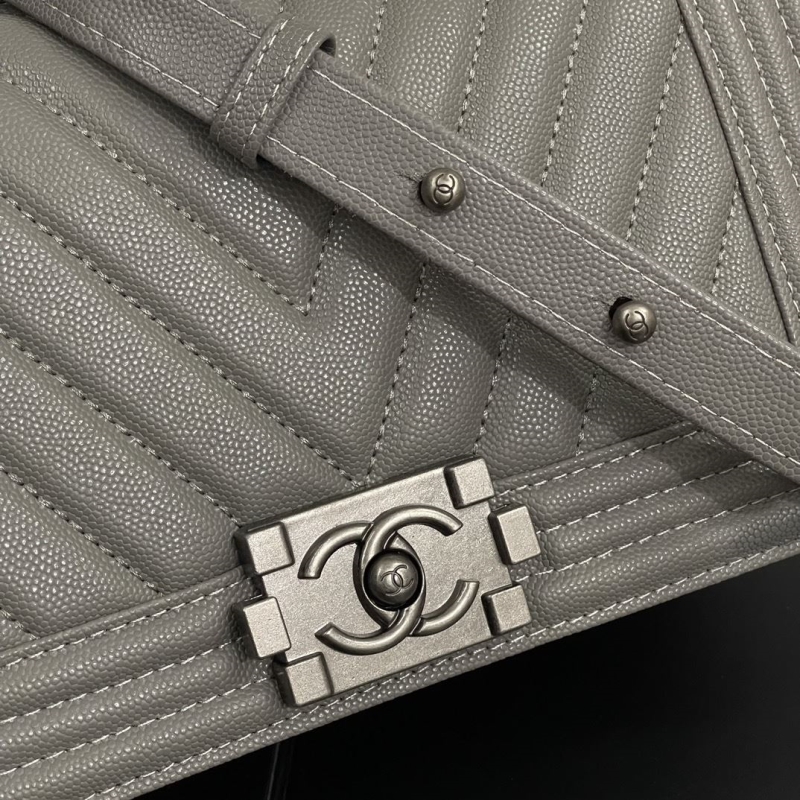 Ch**el leboy series bags